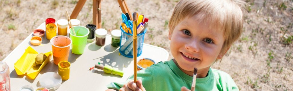 8 astuces pour faciliter la période des devoirs - Familio